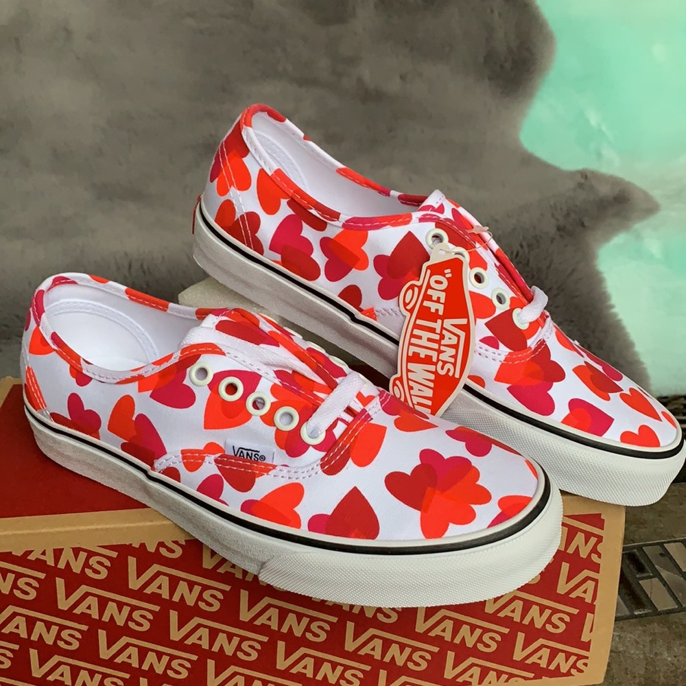 VANS AUTHENTIC VALENTINES HEARTS WMNS - Picture 8 of 16